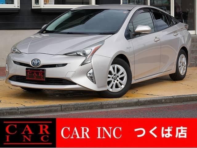 Toyota PRIUS 2018 — фото автомобиля 1