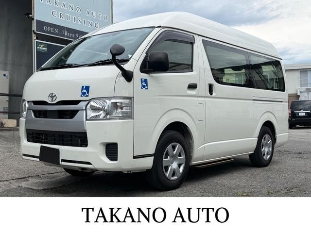 Toyota HIACE VAN 2023 — фото автомобиля 1