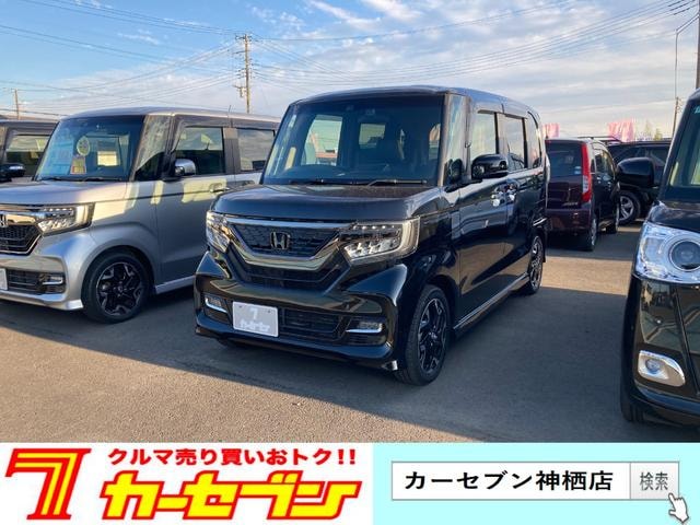 Honda N-BOX CUSTOM 2018 — фото автомобиля 1