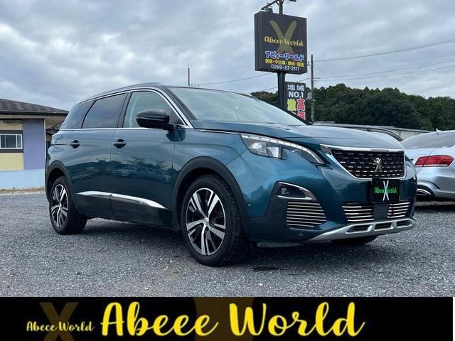 Peugeot 5008 2017 — фото автомобиля