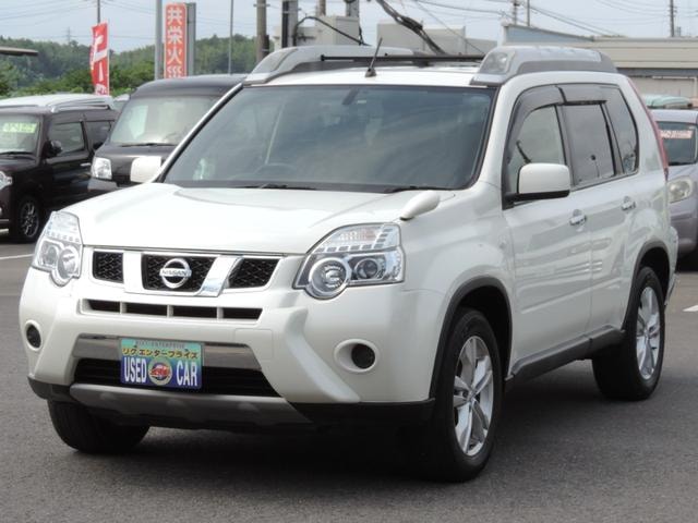 Nissan X-TRAIL 2013 — фото автомобиля 1