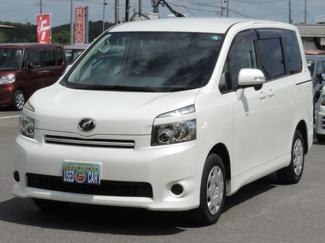 Toyota VOXY 2009 — фото автомобиля