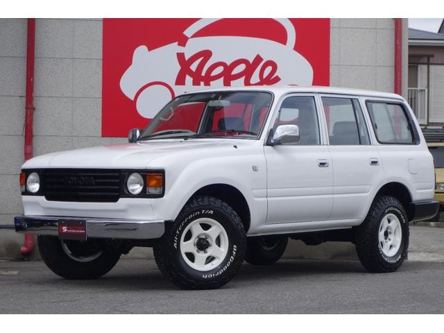 Toyota LAND CRUISER 80 1995 — фото автомобиля