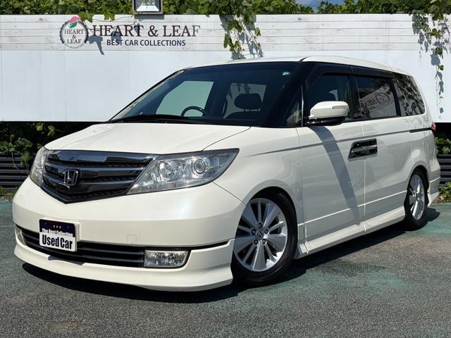 Honda ELYSION PRESTIGE 2011 — фото автомобиля
