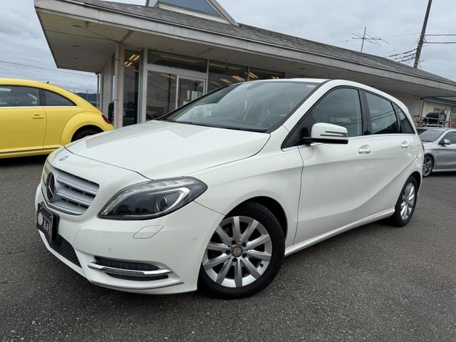 Mercedes Benz B-CLASS 2013 — фото автомобиля