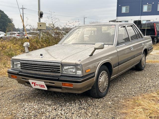 Nissan LAUREL 1986 — фото автомобиля 1