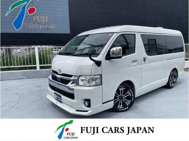 Toyota HIACE VAN 2022 — фото автомобиля 1
