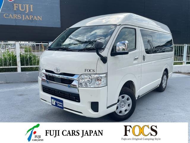 Toyota HIACE VAN 2023 — фото автомобиля