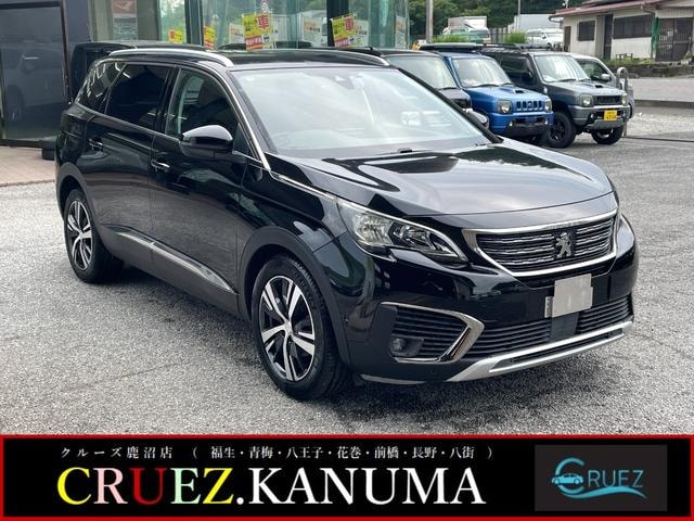 Peugeot 5008 2018 — фото автомобиля