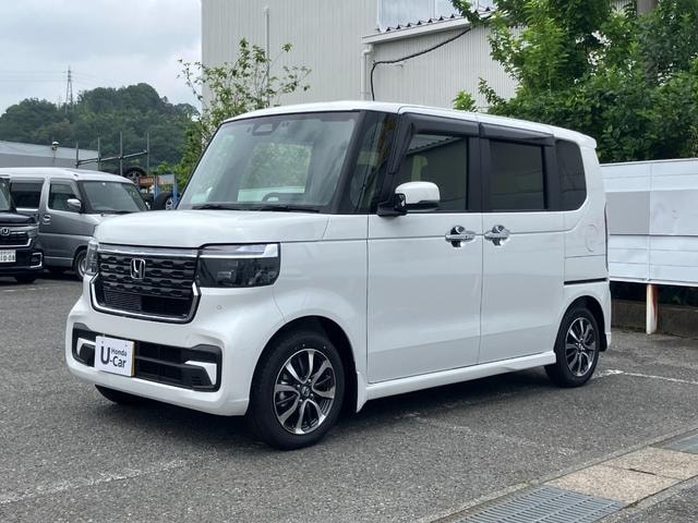Honda N-BOX CUSTOM 2026 — фото автомобиля 1