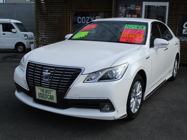 Toyota CROWN HYBRID 2013 — фото автомобиля 1