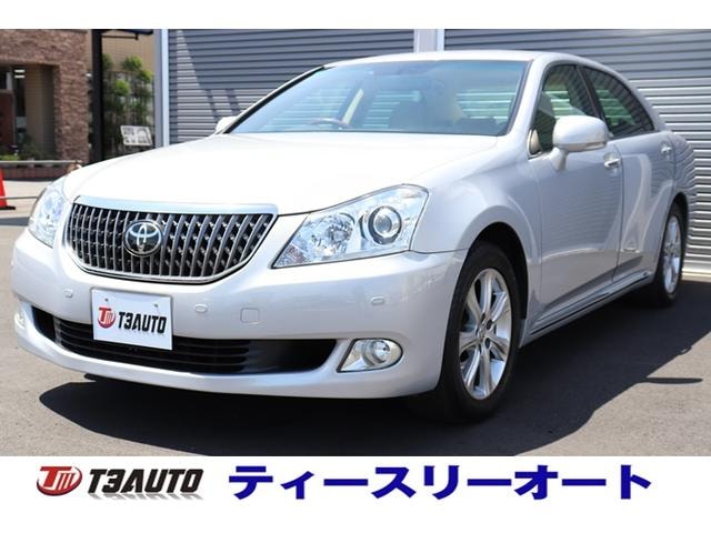 Toyota CROWN MAJESTA 2012 — фото автомобиля 1