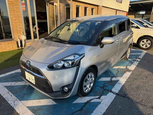 Toyota SIENTA 2016 — фото автомобиля 1