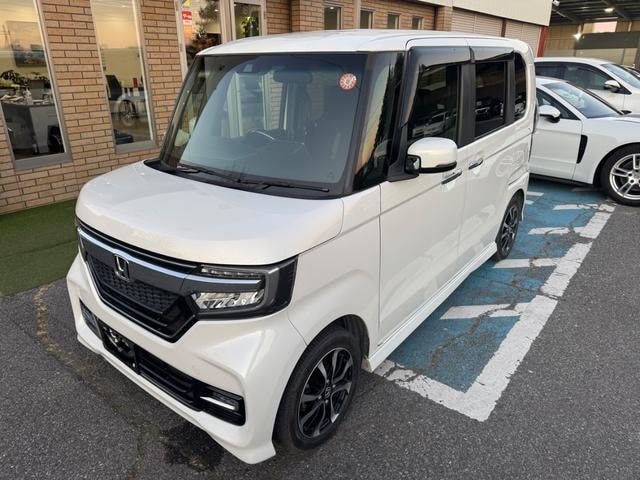 Honda N-BOX CUSTOM 2019 — фото автомобиля