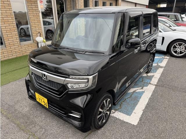 Honda N-BOX CUSTOM 2018 — фото автомобиля 1