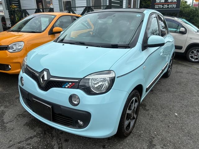 Renault TWINGO 2017 — фото автомобиля