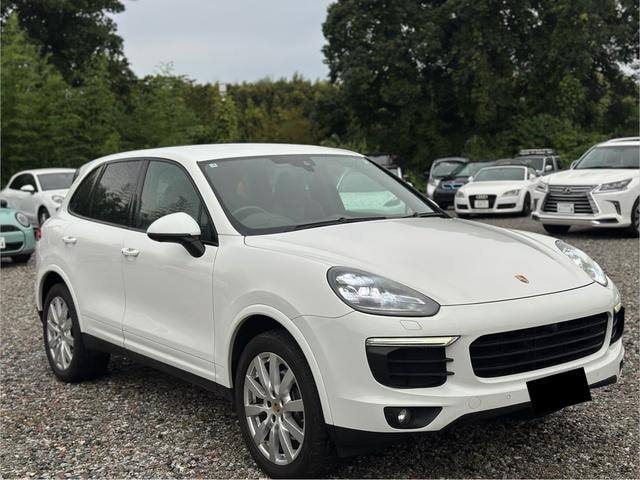 Porsche CAYENNE 2017 — фото автомобиля