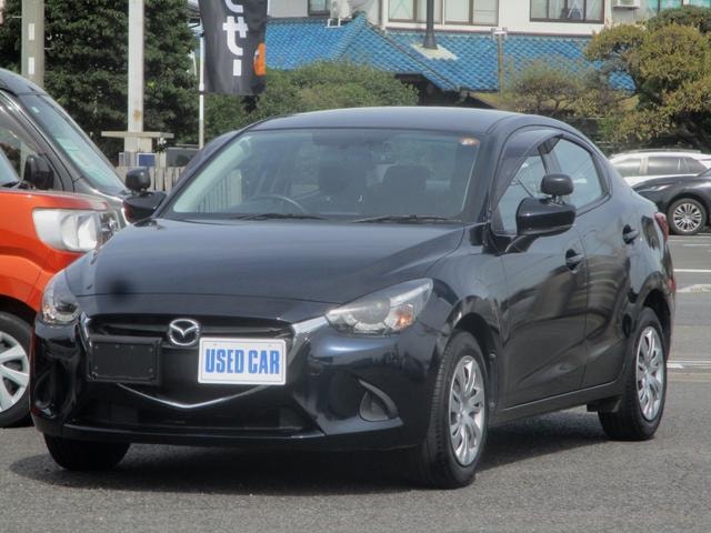 Mazda 2 2024 — фото автомобиля
