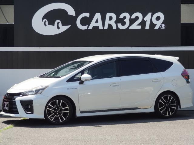 Toyota PRIUS ALPHA 2015 — фото автомобиля 1