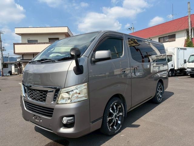 Nissan NV350CARAVAN VAN 2013 — фото автомобиля