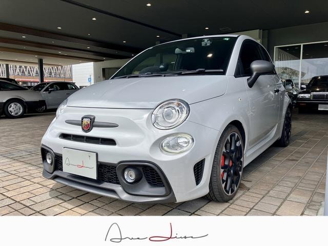 Abarth 595 2019 — фото автомобиля 1