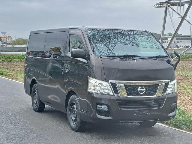 Nissan NV350CARAVAN VAN 2014 — фото автомобиля