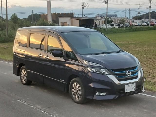 Nissan SERENA 2018 — фото автомобиля 1