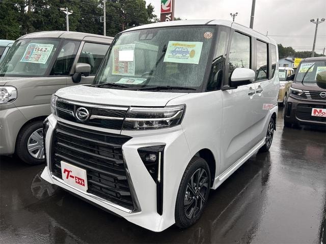 Daihatsu TANTO 2025 — фото автомобиля