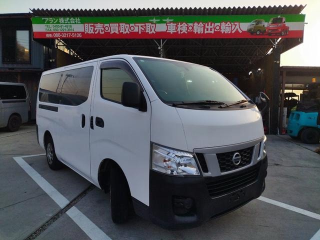 Nissan NV350CARAVAN VAN 2017 — фото автомобиля 1