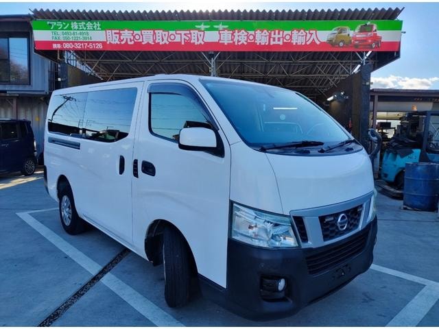Nissan NV350CARAVAN VAN 2015 — фото автомобиля