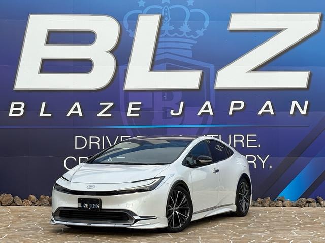 Toyota PRIUS 2024 — фото автомобиля 1