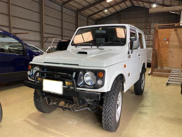 Suzuki JIMNY 1998 — фото автомобиля 1