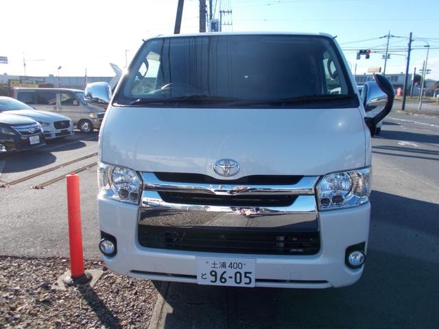Toyota HIACE VAN 2017 — фото автомобиля 1