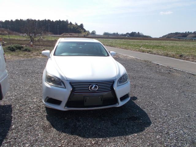 Lexus LS 2013 — фото автомобиля 1