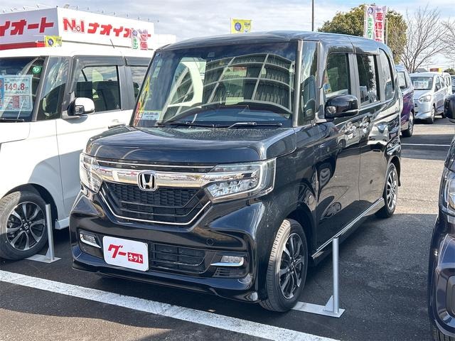 Honda N-BOX CUSTOM 2019 — фото автомобиля 1