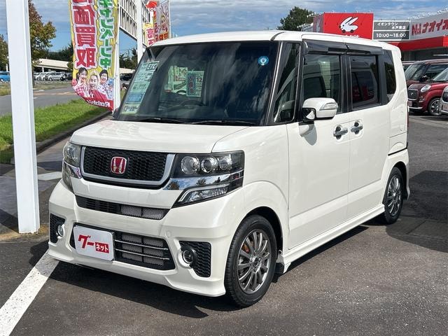 Honda N-BOX CUSTOM 2015 — фото автомобиля 1