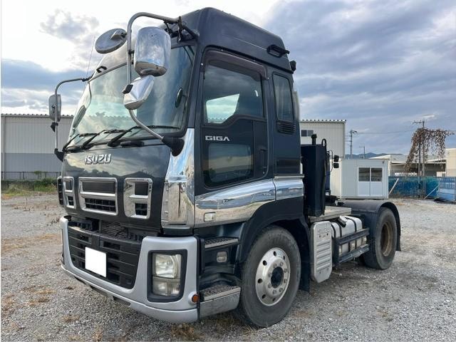 Isuzu GIGA 2010 — фото автомобиля 1