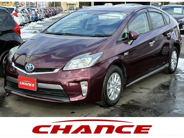 Toyota PRIUS PHV 2015 — фото автомобиля 1