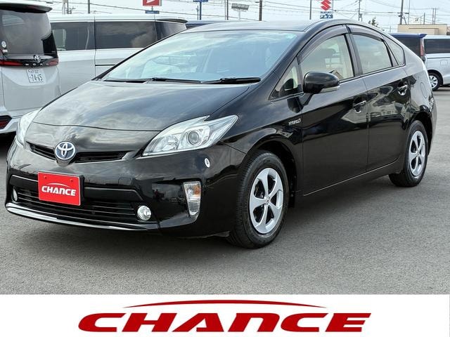 Toyota PRIUS 2015 — фото автомобиля 1