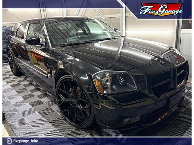 Dodge MAGNUM 2005 — фото автомобиля 1