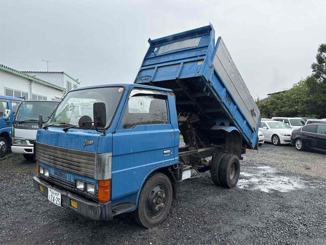 Mazda TITAN TRUCK 1988 — фото автомобиля