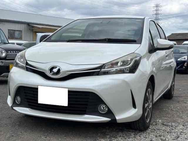 Toyota VITZ 2016 — фото автомобиля