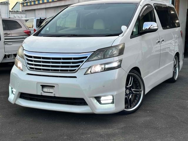 Toyota VELLFIRE 2011 — фото автомобиля