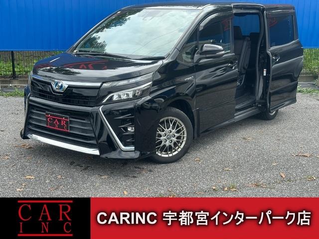 Toyota VOXY 2018 — фото автомобиля 1