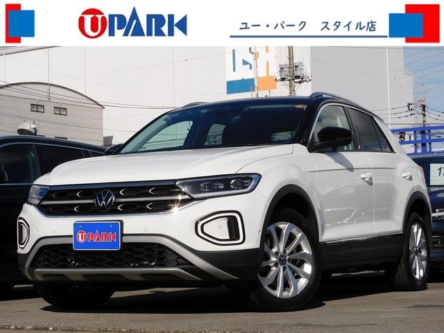 Volkswagen T-ROC 2023 — фото автомобиля
