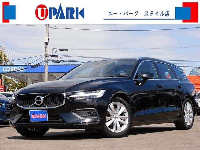 Volvo V60 2019 — фото автомобиля 1