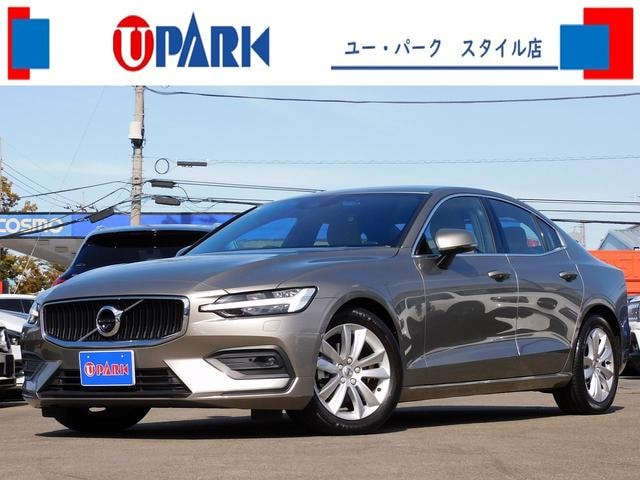 Volvo S60 2020 — фото автомобиля