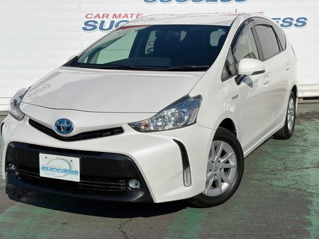 Toyota PRIUS ALPHA 2015 — фото автомобиля 1