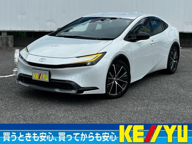 Toyota PRIUS 2023 — фото автомобиля 1