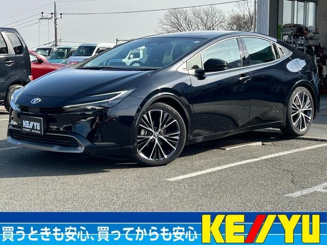 Toyota PRIUS 2023 — фото автомобиля 1